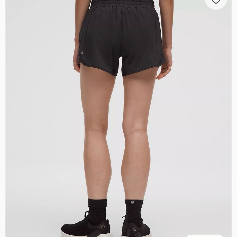 Lululemon Hotty Hot High-Rise Lined Short 4"